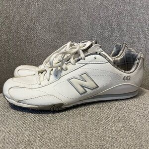 NEW BALANCE- 442 Sneakers low profile White size 9